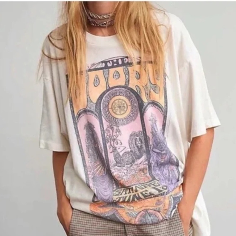 Vintage Graphic Cream T-Shirt